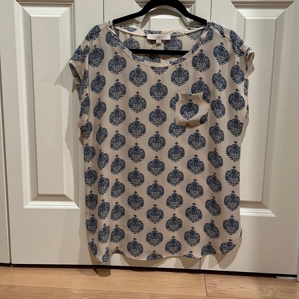Loft pink top